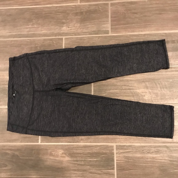 Athleta crop leggings - Picture 2 of 4